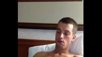 Jeune adolescent self facial porno gay